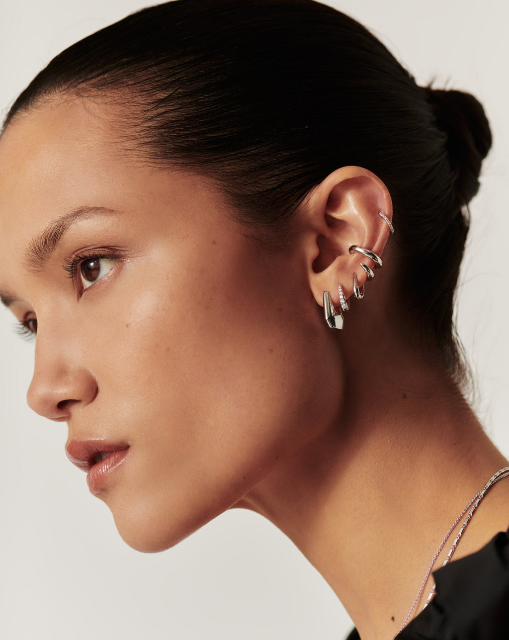 Lucy Williams Arco Small Hoop Earrings  | Sterling Silver